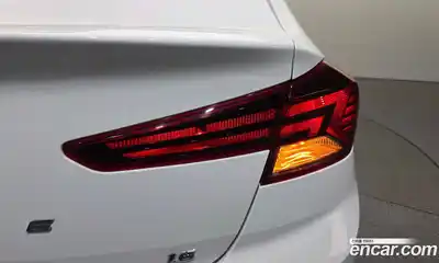 Hyundai Avante 2019 1.6 гидро в Москве № 2049879, миниатюра 9
