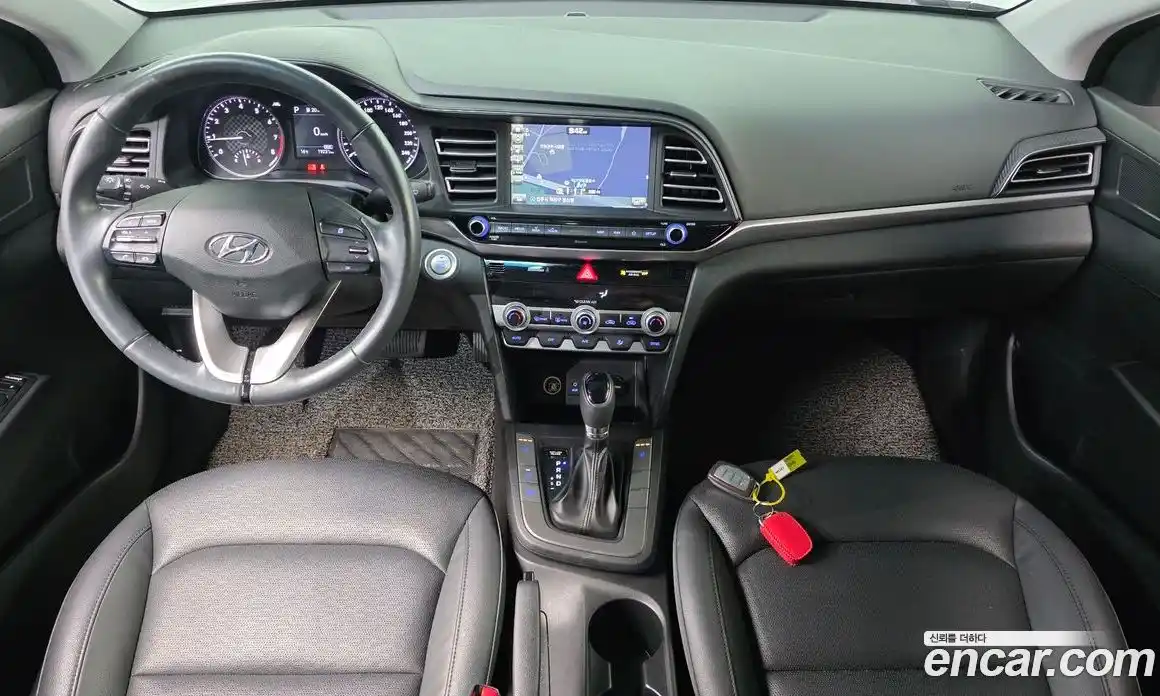 Hyundai Avante 2019 1.6 гидро в Москве № 2049879, фото 10