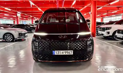 Hyundai Staria 2022 2.2 гидро в Москве № 2049902, миниатюра 2