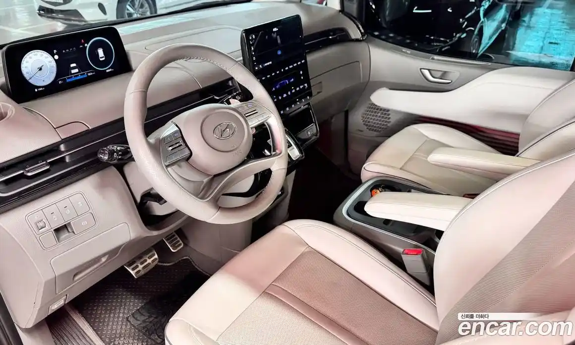 Hyundai Staria 2022 2.2 гидро в Москве № 2049902, фото 9