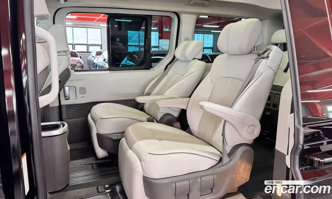 Hyundai Staria 2022 2.2 гидро в Москве № 2049902, фото 10