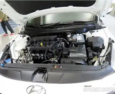 Hyundai Avante 2023 1.6 гидро в Москве № 2050040, миниатюра 7