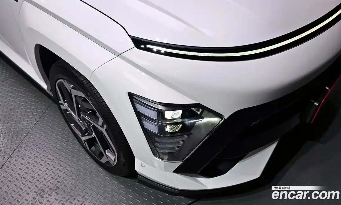 Hyundai Kona 2023 1.6 гидро в Москве № 2050051, фото 8