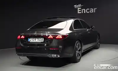 Mercedes-Benz E-Class 2025 2.0 гидро в Москве № 2050114, миниатюра 2