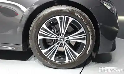 Mercedes-Benz E-Class 2025 2.0 гидро в Москве № 2050114, миниатюра 7