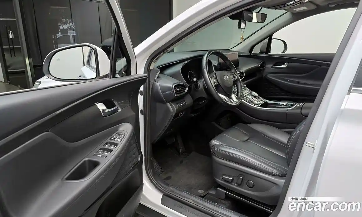 Hyundai Santa Fe 2021 2.5 гидро в Москве № 2050125, фото 13