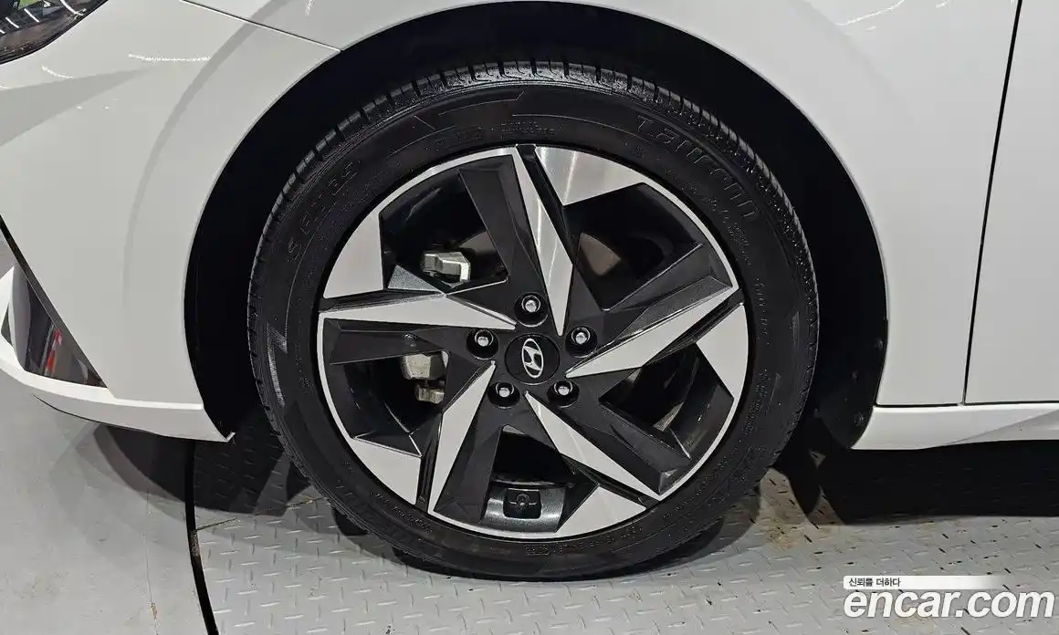 Hyundai Avante 2022 1.6 гидро в Москве № 2050161, фото 5