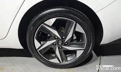 Hyundai Avante 2022 1.6 гидро в Москве № 2050161, миниатюра 7