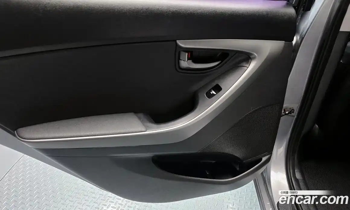 Hyundai Avante 2014 1.6 гидро в Москве № 2050170, фото 15