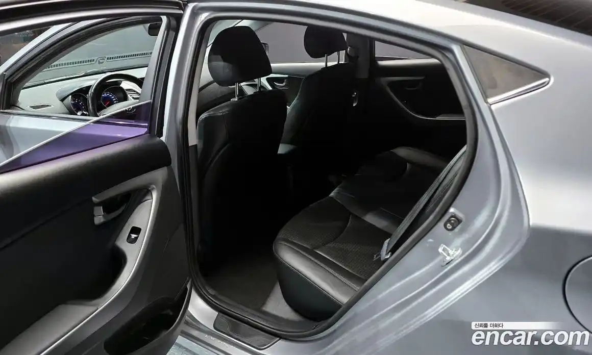 Hyundai Avante 2014 1.6 гидро в Москве № 2050170, фото 16
