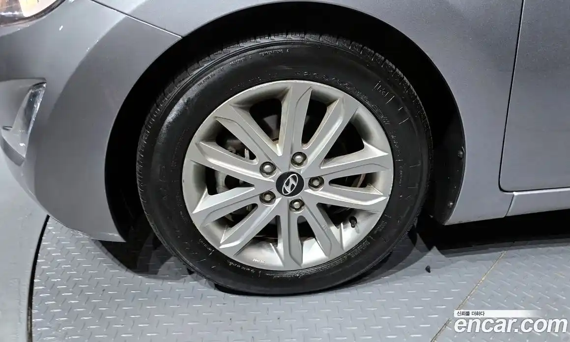 Hyundai Avante 2014 1.6 гидро в Москве № 2050170, фото 5