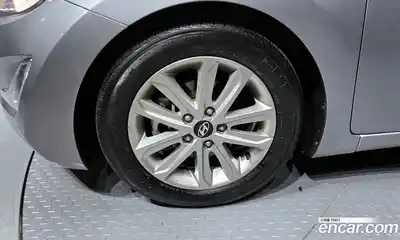 Hyundai Avante 2014 1.6 гидро в Москве № 2050170, миниатюра 5