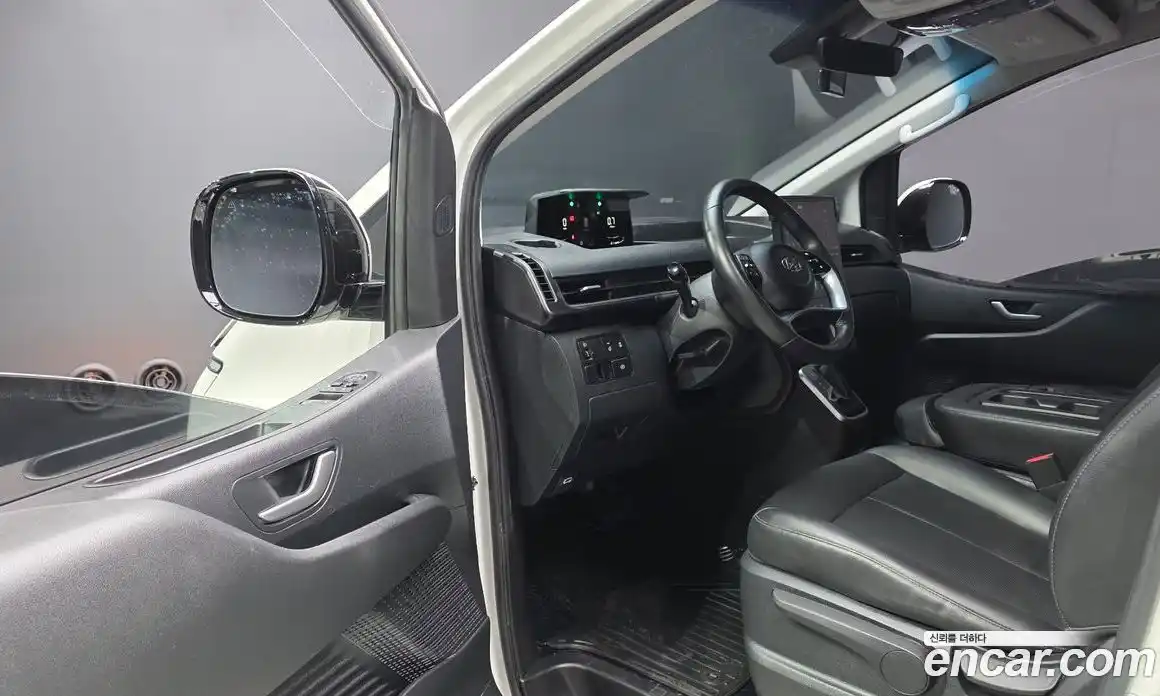 Hyundai Staria 2024 3.5 гидро в Москве № 2050247, фото 13