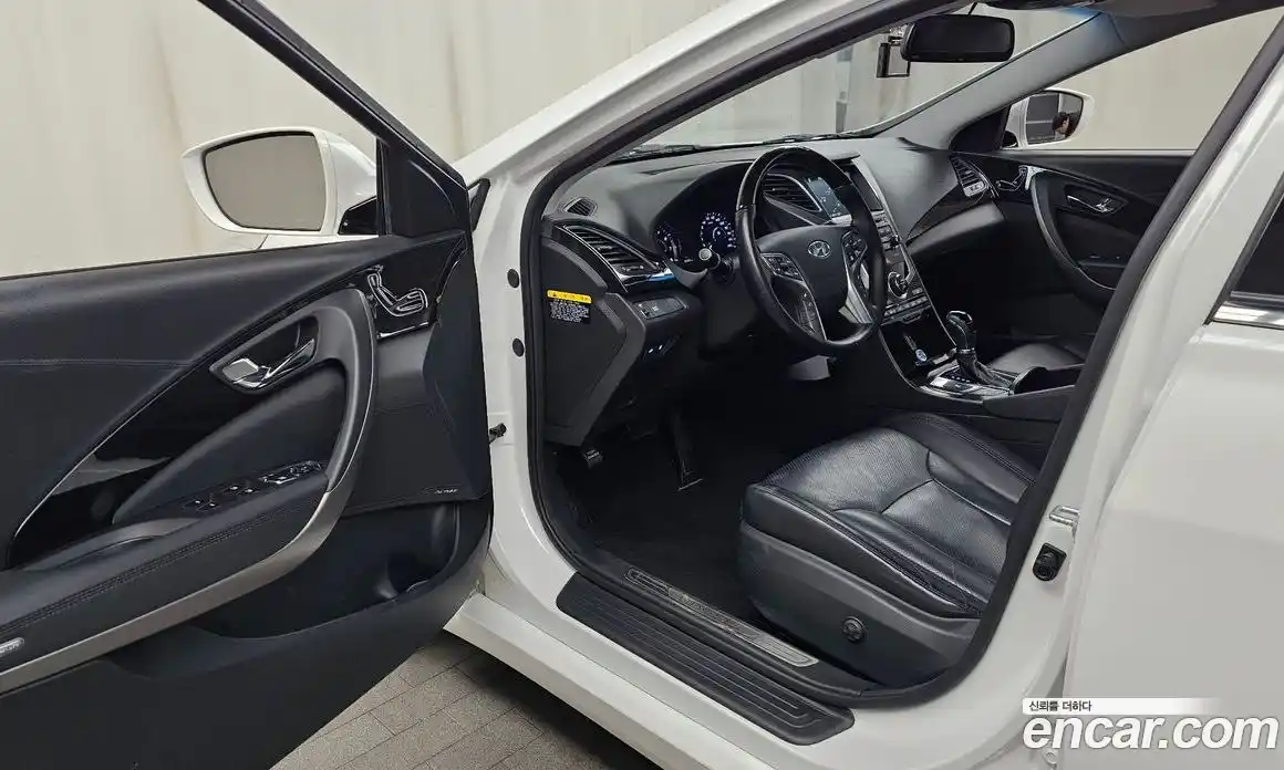 Hyundai Grandeur 2015 3.0 гидро в Москве № 2050254, фото 13