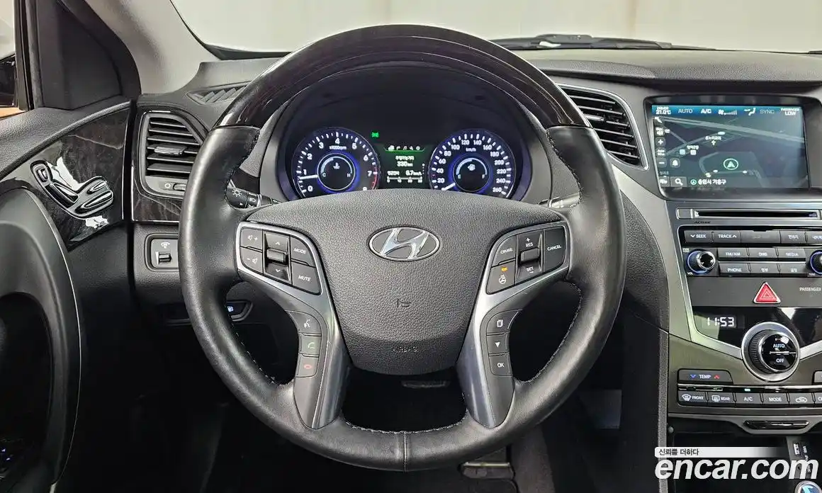 Hyundai Grandeur 2015 3.0 гидро в Москве № 2050254, фото 19