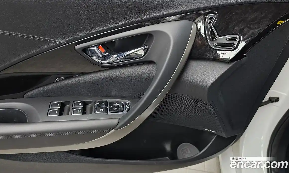 Hyundai Grandeur 2015 3.0 гидро в Москве № 2050254, фото 20