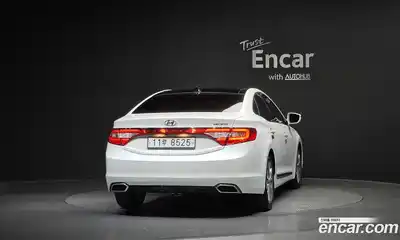 Hyundai Grandeur 2015 3.0 гидро в Москве № 2050254, миниатюра 4