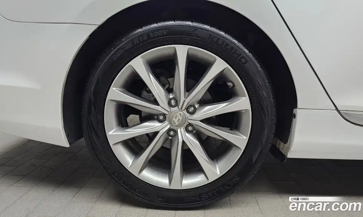 Hyundai Grandeur 2015 3.0 гидро в Москве № 2050254, фото 7