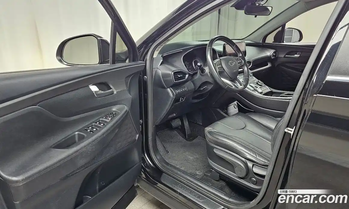 Hyundai Santa Fe 2022 2.5 гидро в Москве № 2050286, фото 13