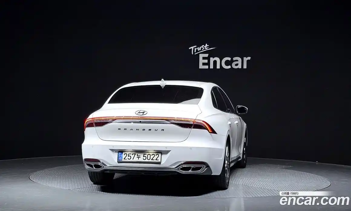 Hyundai Grandeur 2020 2.4 гидро в Москве № 2050289, фото 4