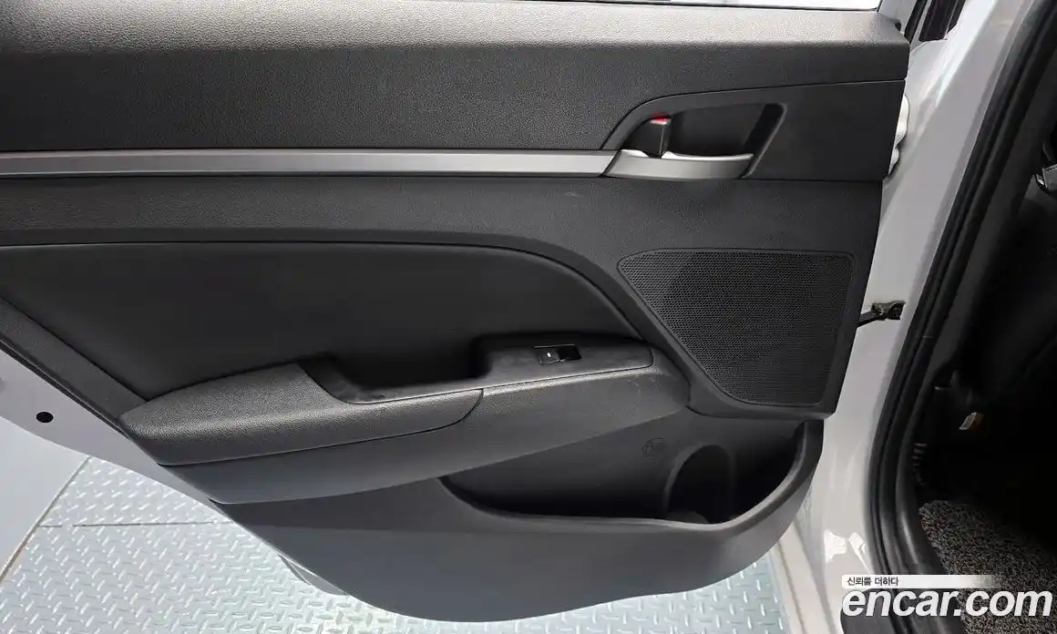 Hyundai Avante 2018 1.6 гидро в Москве № 2050338, фото 15