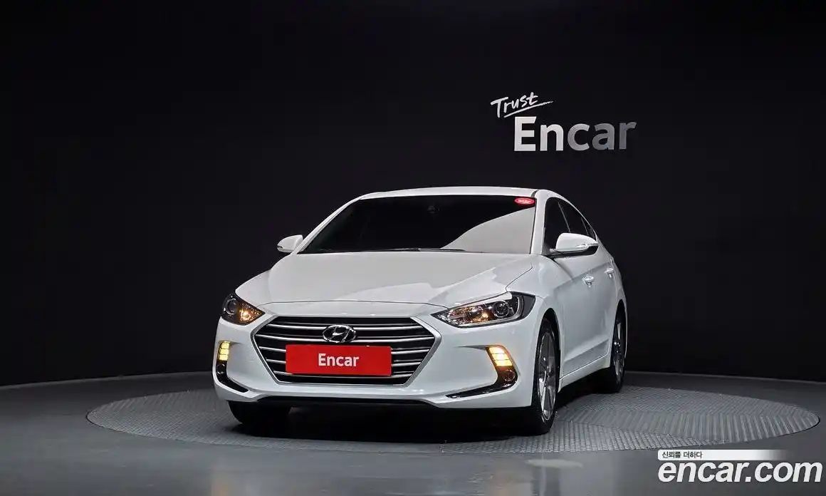 Hyundai Avante 2018 1.6 гидро в Москве № 2050338, фото 3