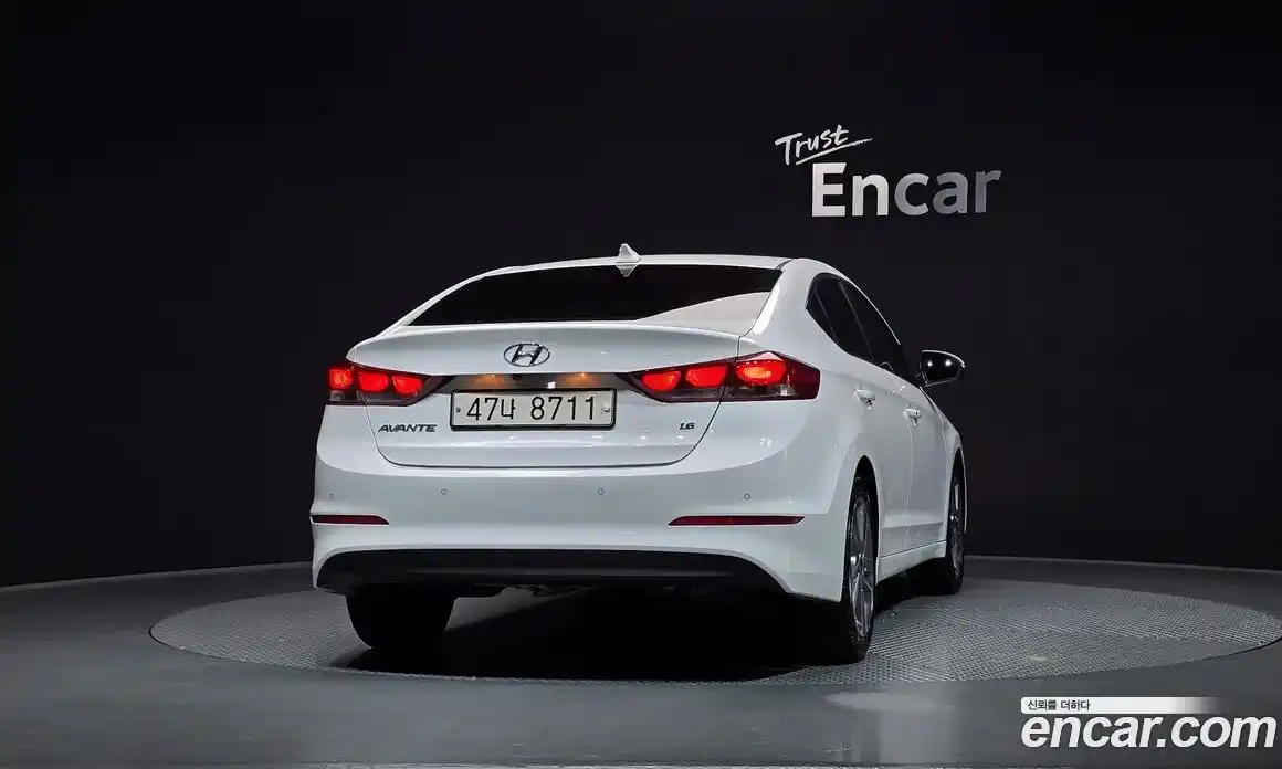 Hyundai Avante 2018 1.6 гидро в Москве № 2050338, фото 4