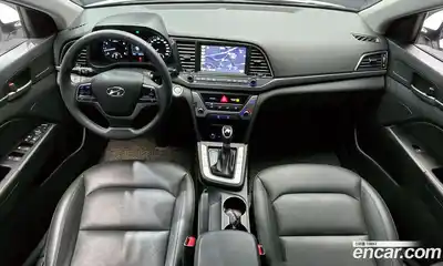 Hyundai Avante 2018 1.6 гидро в Москве № 2050338, миниатюра 10