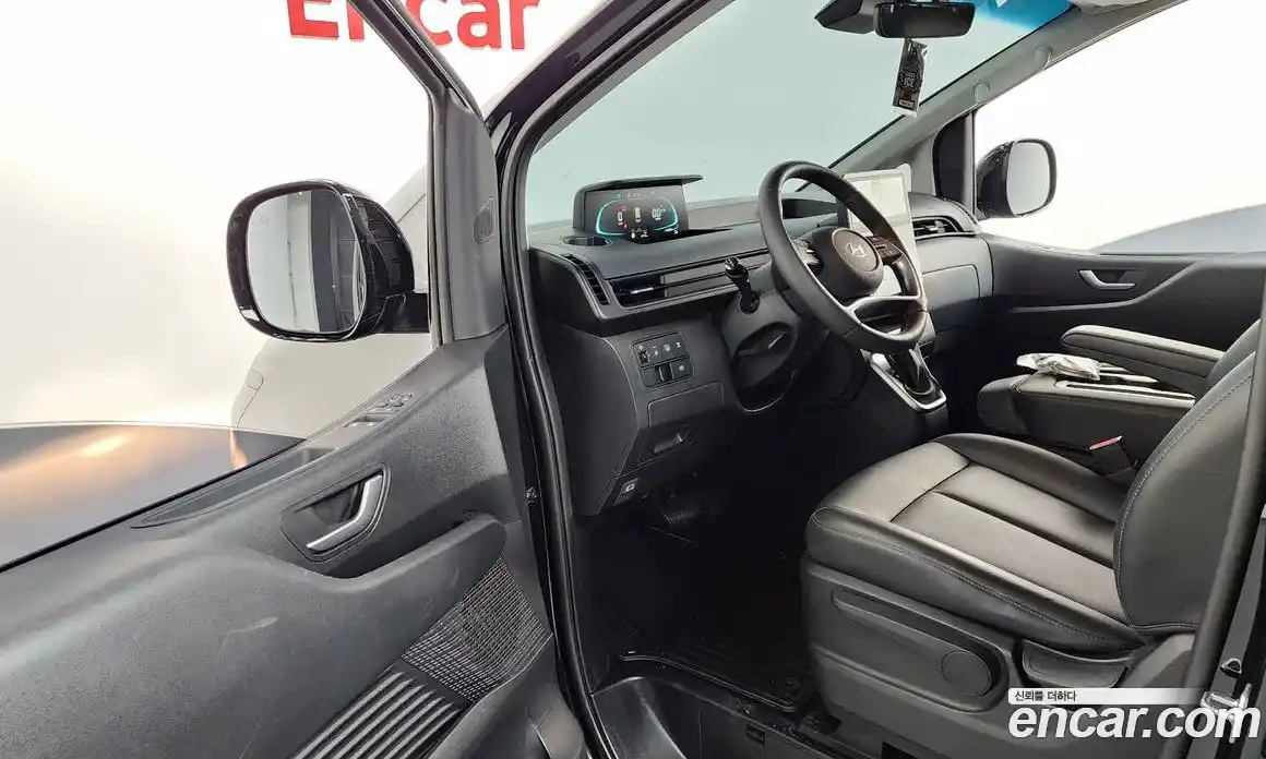 Hyundai Staria 2024 1.6 гидро в Москве № 2050419, фото 12