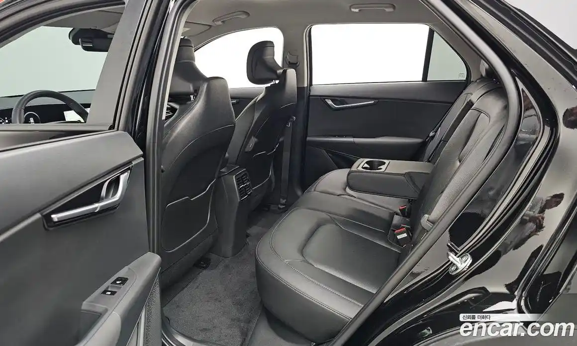 Kia Niro 2023 0.2 гидро в Москве № 2050625, фото 15