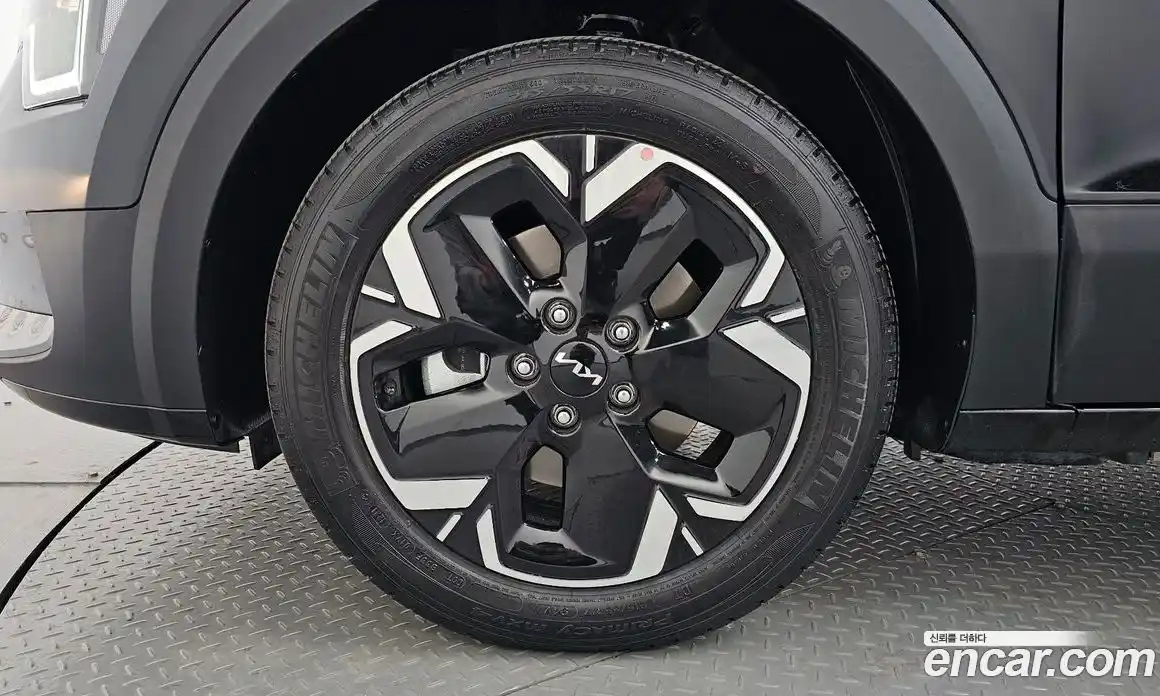 Kia Niro 2023 0.2 гидро в Москве № 2050625, фото 4