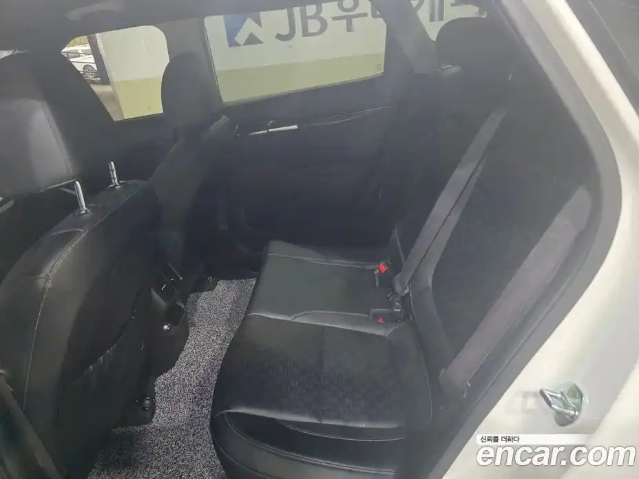 Kia Seltos 2022 1.6 гидро в Москве № 2050683, фото 7