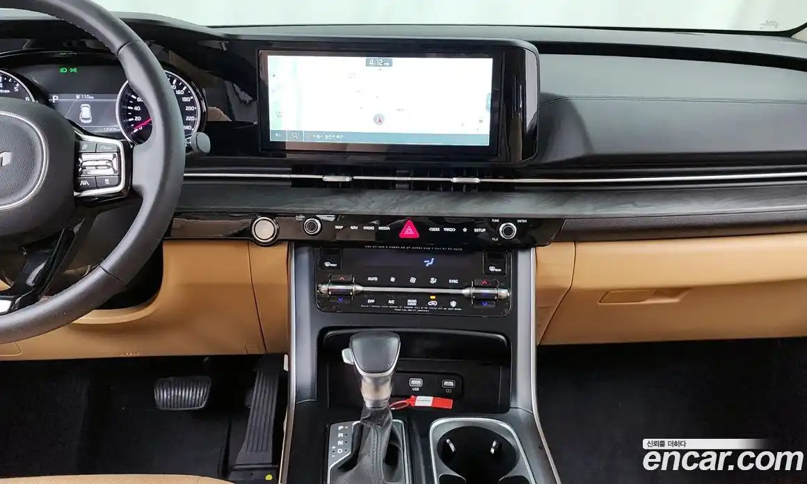 Kia Canival 2023 3.5 гидро в Москве № 2050758, фото 20