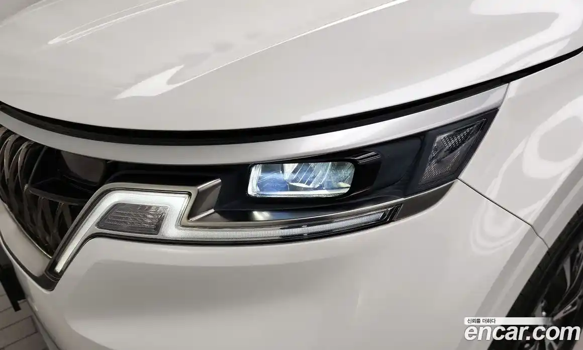Kia Canival 2023 3.5 гидро в Москве № 2050758, фото 8
