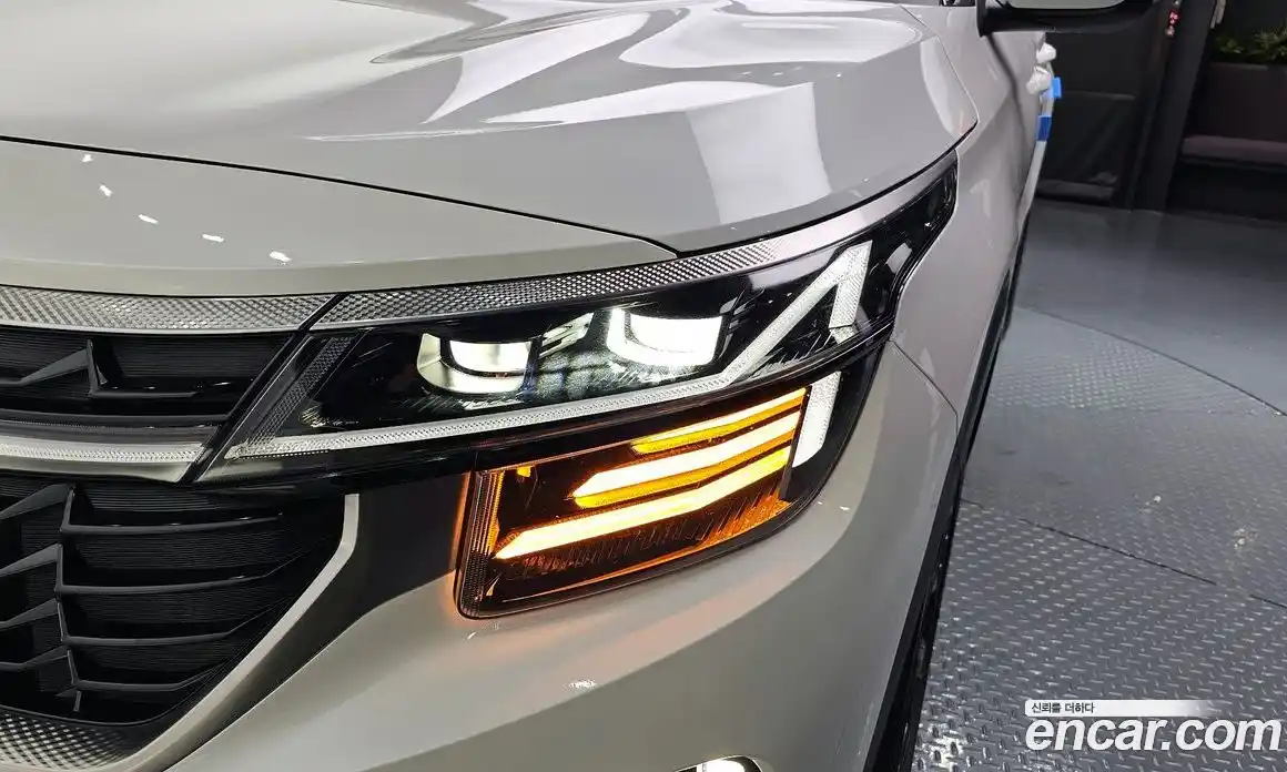 Kia Seltos 2024 1.6 гидро в Москве № 2050911, фото 8