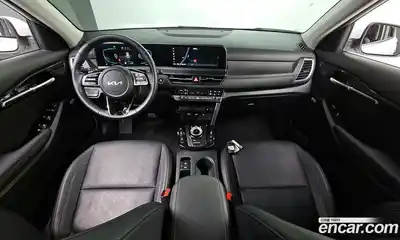 Kia Seltos 2024 1.6 гидро в Москве № 2050911, миниатюра 10