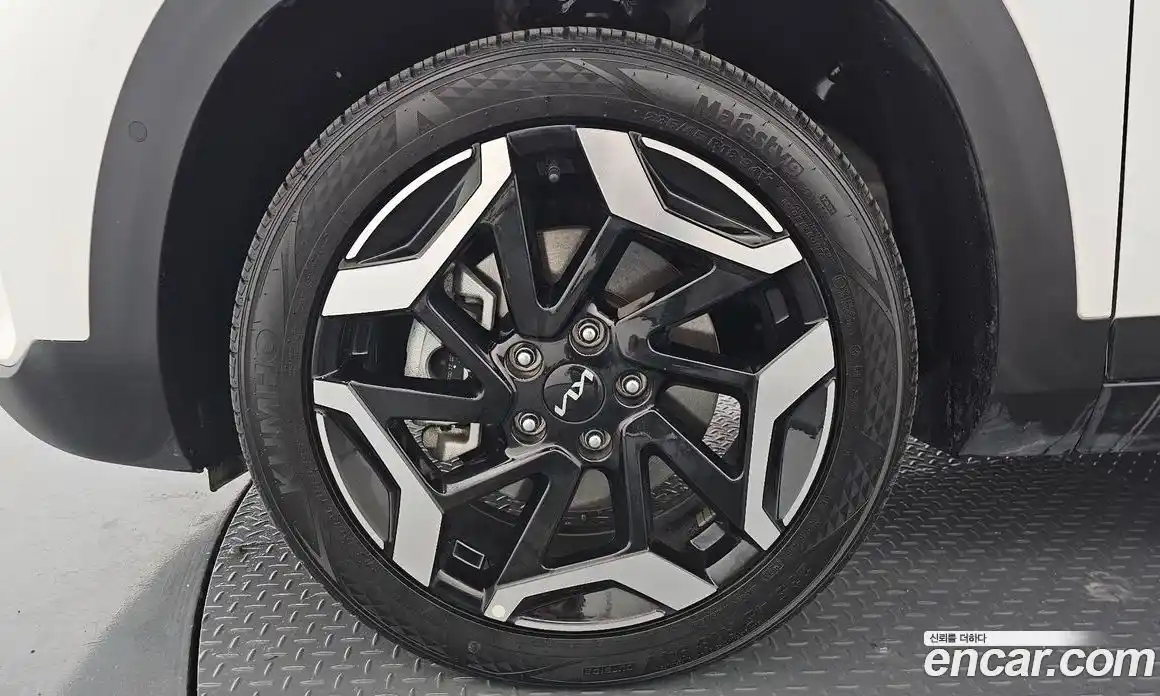 Kia Seltos 2022 1.6 гидро в Москве № 2051025, фото 4