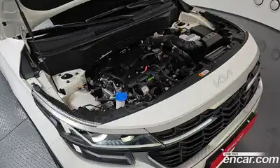 Kia Seltos 2022 1.6 гидро в Москве № 2051025, миниатюра 5