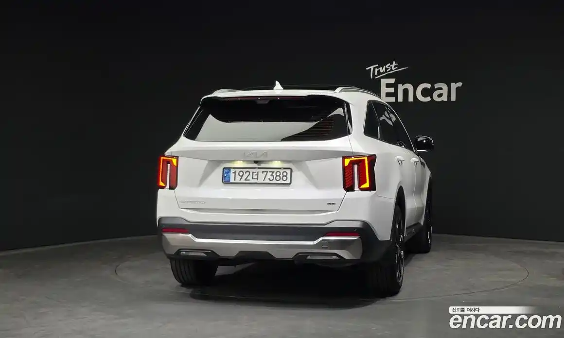 Kia Sorento 2023 2.5 гидро в Москве № 2051224, фото 4