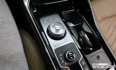 Kia Sorento 2023 2.5 гидро в Москве № 2051224, миниатюра 9
