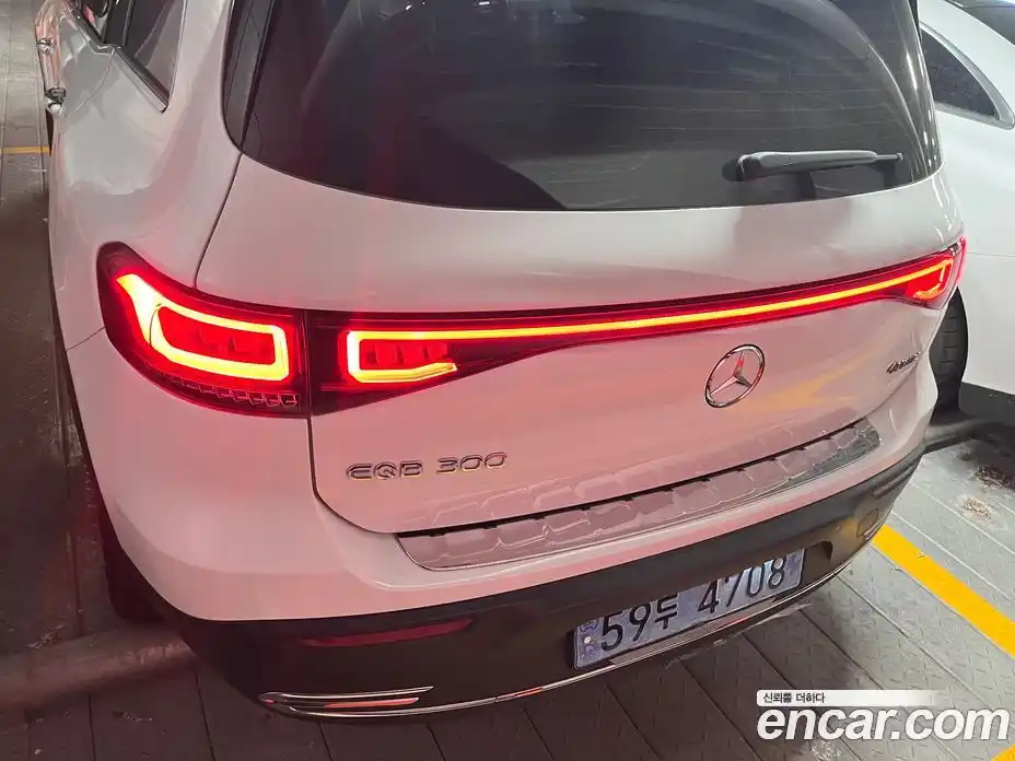 Mercedes-Benz EQB 2023 0.2 гидро в Москве № 2051329, фото 3