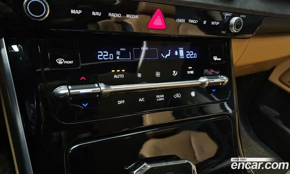 Kia Canival 2023 2.2 гидро в Москве № 2051383, фото 22