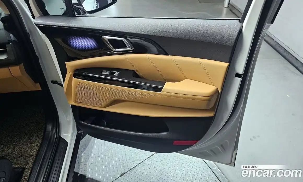 Kia Canival 2023 2.2 гидро в Москве № 2051383, фото 31