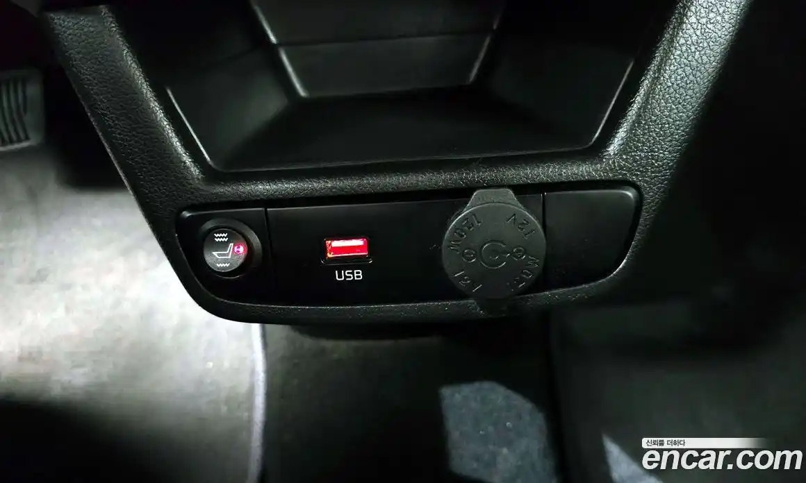 Kia Ray 2022 1.0 гидро в Москве № 2051384, фото 24
