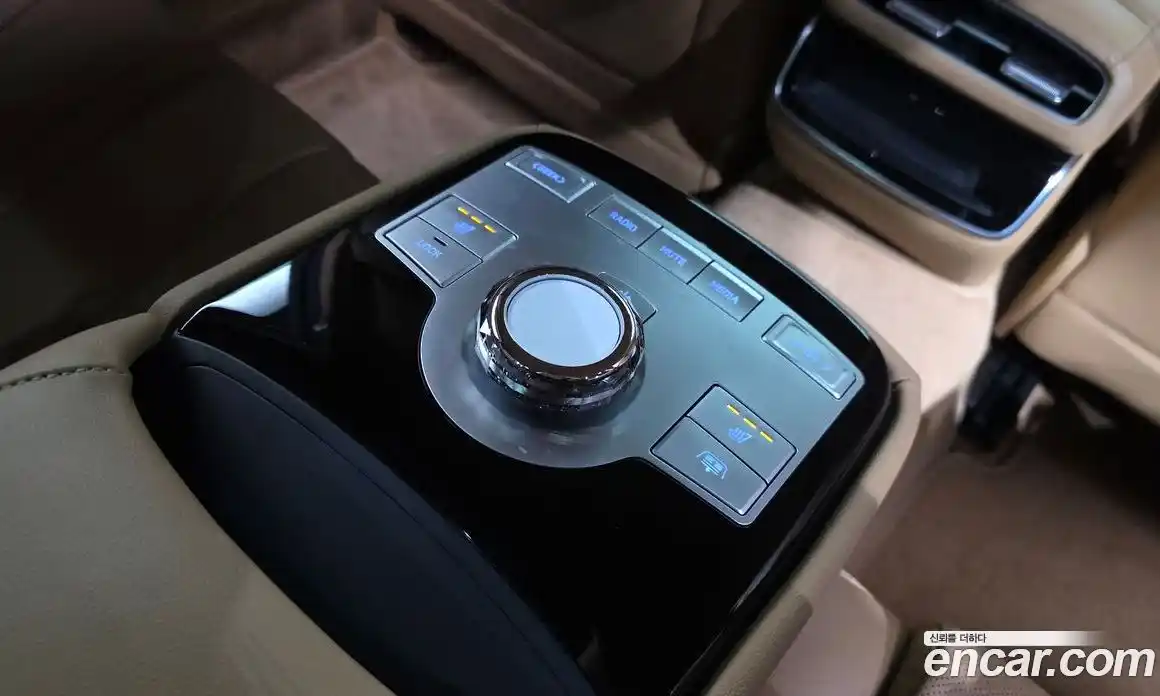 Genesis G80 2024 2.5 гидро в Москве № 2051643, фото 25