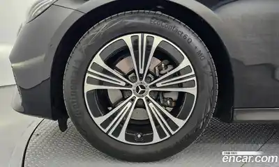 Mercedes-Benz E-Class 2024 2.0 гидро в Москве № 2051665, миниатюра 5