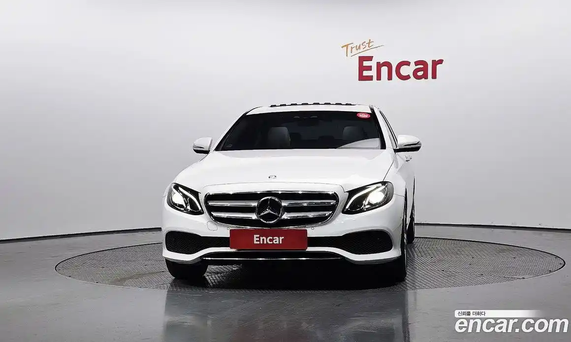 Mercedes-Benz E-Class 2016 2.0 гидро в Москве № 2051712, фото 3