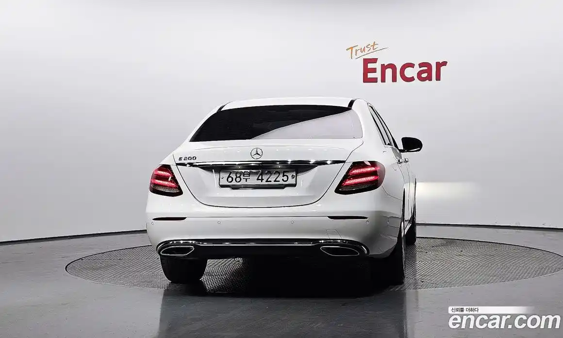 Mercedes-Benz E-Class 2016 2.0 гидро в Москве № 2051712, фото 4