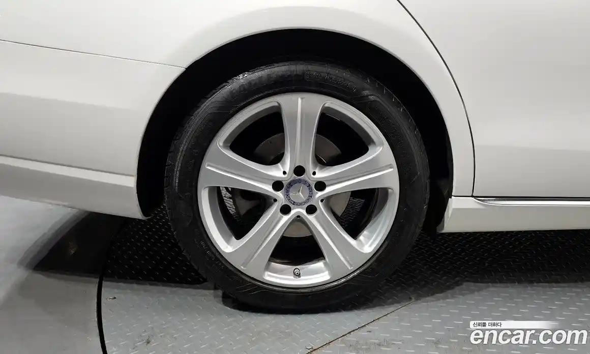 Mercedes-Benz E-Class 2016 2.0 гидро в Москве № 2051712, фото 5