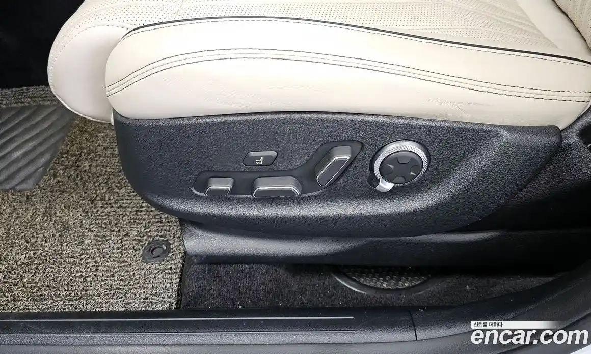 Genesis GV70 2021 2.2 гидро в Москве № 2051750, фото 30